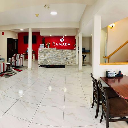 Ramada Limited 100 Mile House Hotel Exterior photo