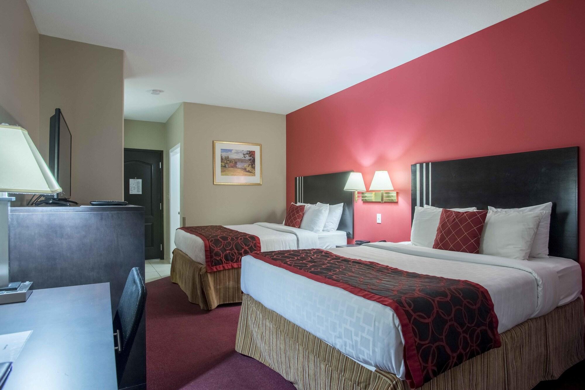 Ramada Limited 100 Mile House Hotel Exterior photo