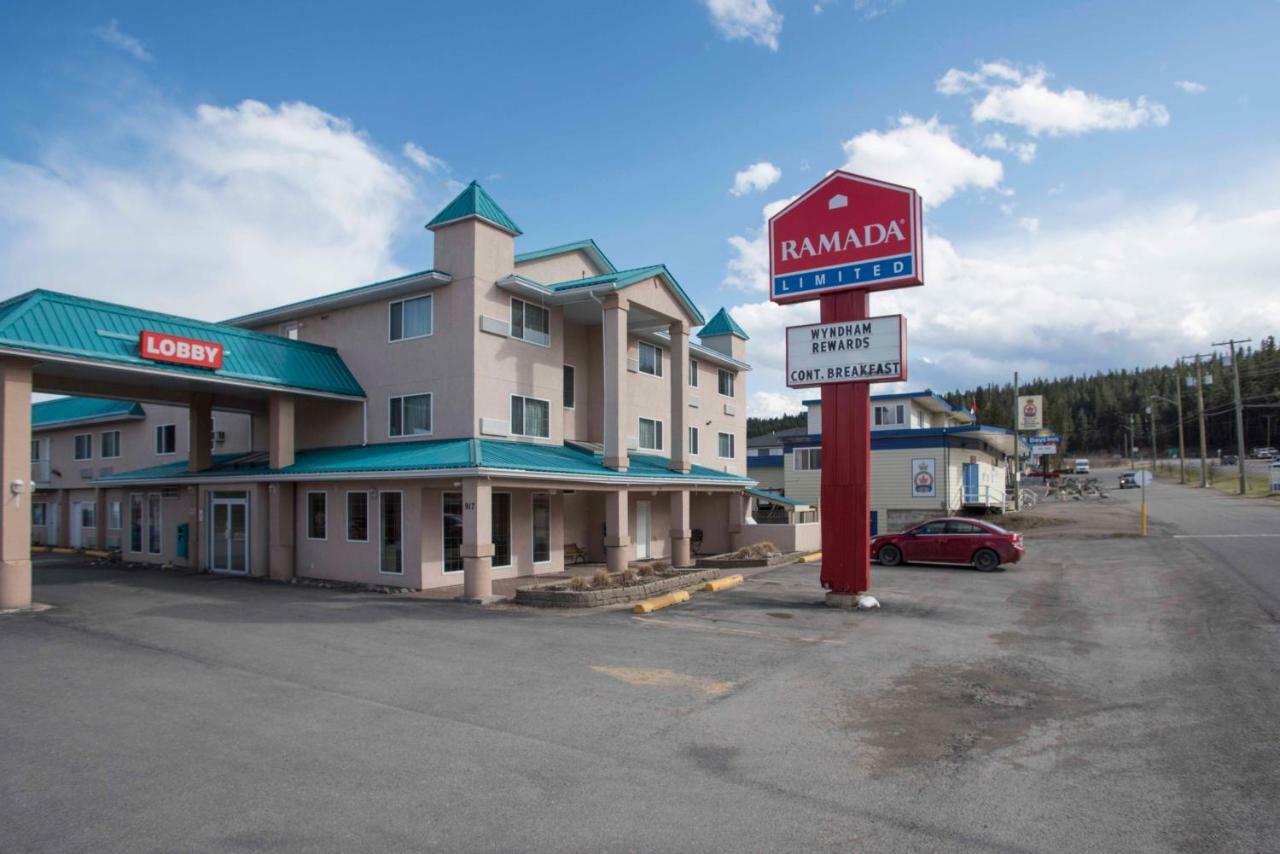 Ramada Limited 100 Mile House Hotel Exterior photo
